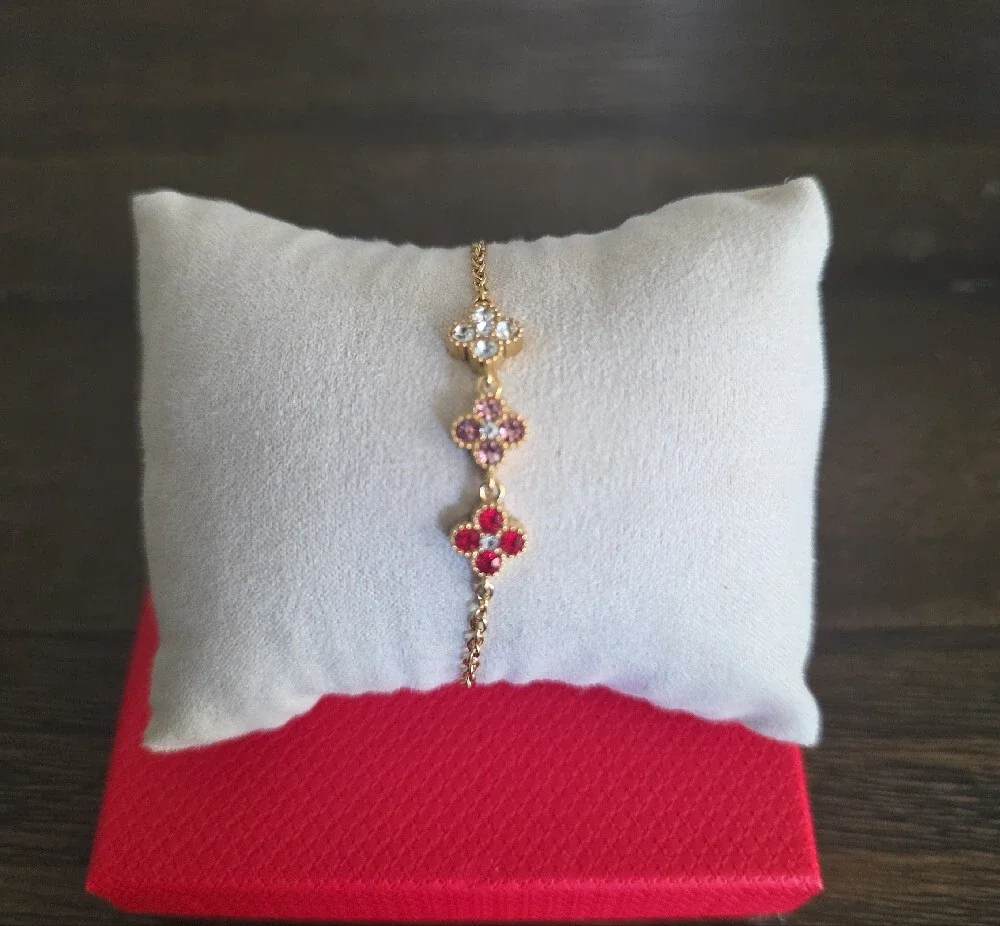 18K Gold Plated Stainless Steel Clover Bracelet | Adjustable | Hypoallergenic